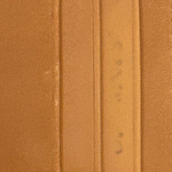 Authentic Michael Kors "Vivian" Luggage (color) Basket Weave Wallet, VGUC - Picture 11 of 12